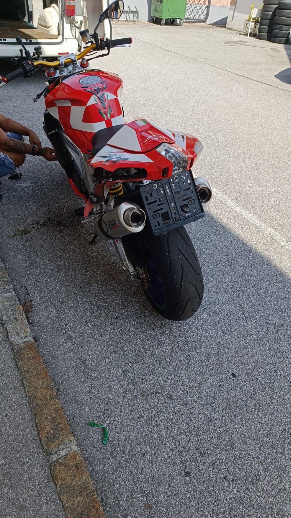 Motorrad verkaufen Aprilia Tuono 1000 R Ankauf